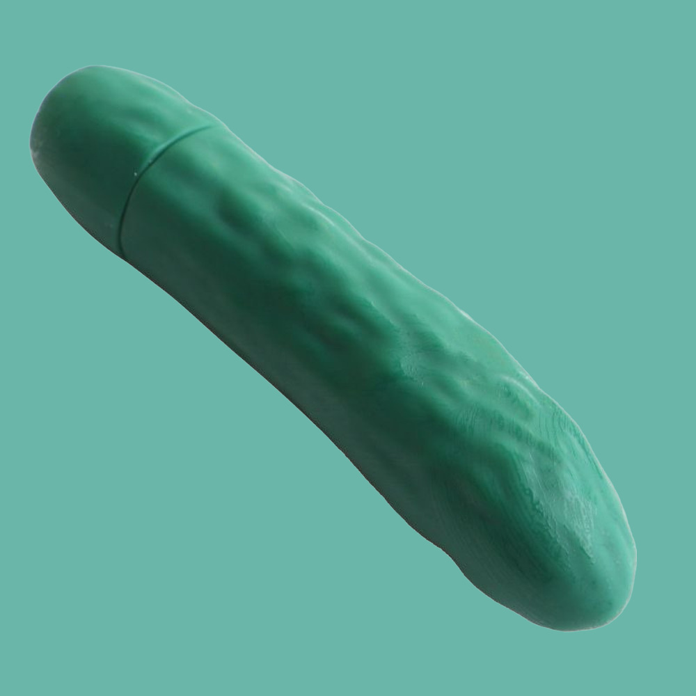 Vegetable combination cucumber-shaped silicone massage device, helps relax the mind and provides a gentle, skin-friendly fit.